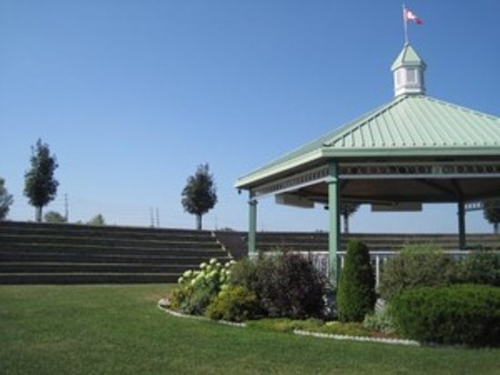 Pembroke Waterfront Park