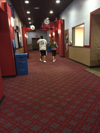 Frank Theatres Queensgate Stadium 13