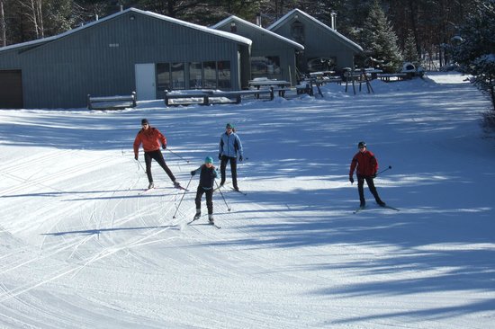 Cross Country Ski Headquarters