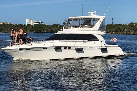52’ Sea Ray Luxury Yacht with Captain. “Palm Beach