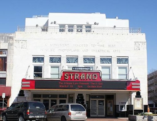 Earl and Rachel Smith Strand Theatre