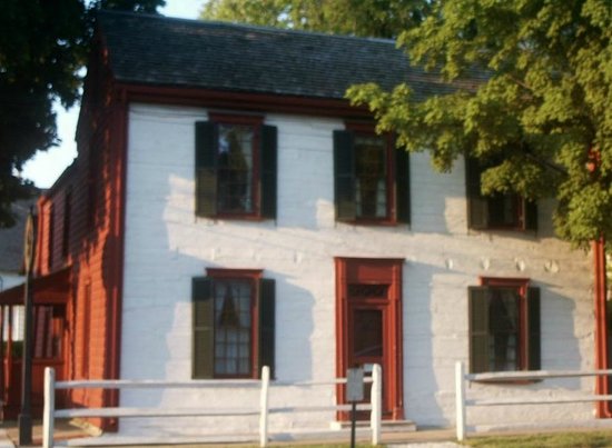Overfield Tavern Museum