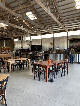 Broken Spoke Vineyard and Winery
