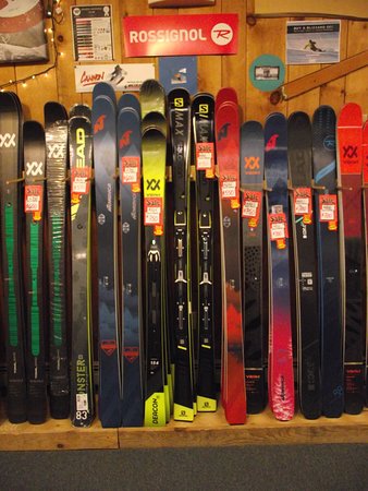 Putnam's Ski & Snowboard Shop
