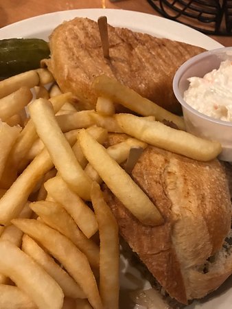 Victory Sports Bar & Grill