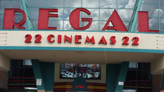 Regal Cinema 22 @ Austell
