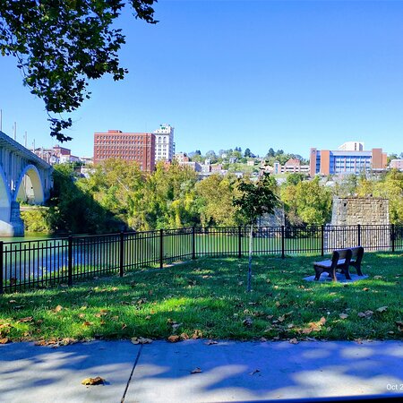 Palatine Park