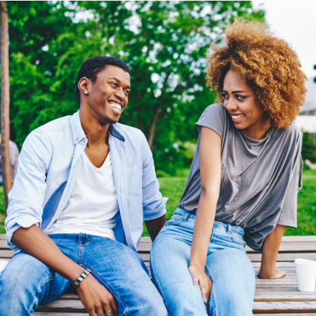 Man and woman in a "situationship" on a casual outdoor date